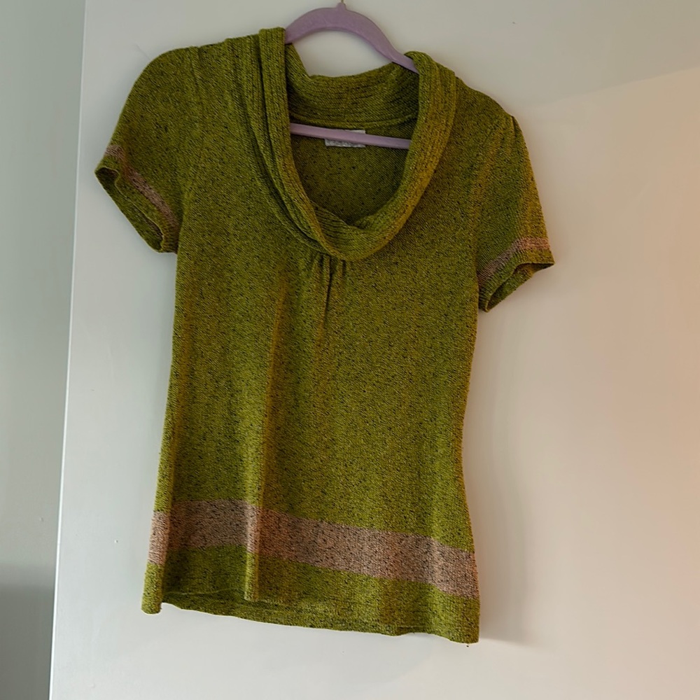 GREEN SHORT SLEEVED COWL NECK SWEATER